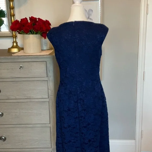 Ralph Lauren Sleeveless Dress Mid Length Navy Blue Lace Dress Size 4 Formal - Picture 10 of 15